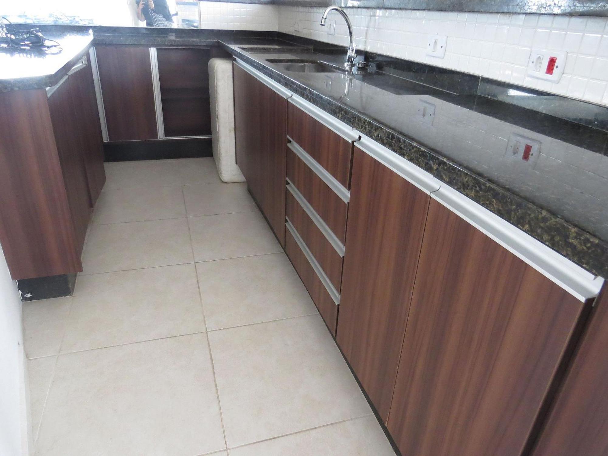 Mansao Casa Blanca Em C/ 5 Vagas Garagem *