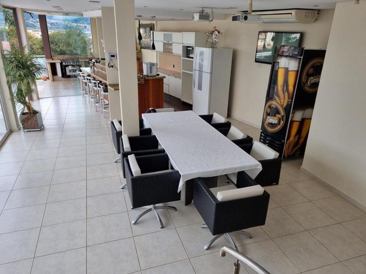 Holiday home Mansao Casa Blanca Em C/ 5 Vagas Garagem *
