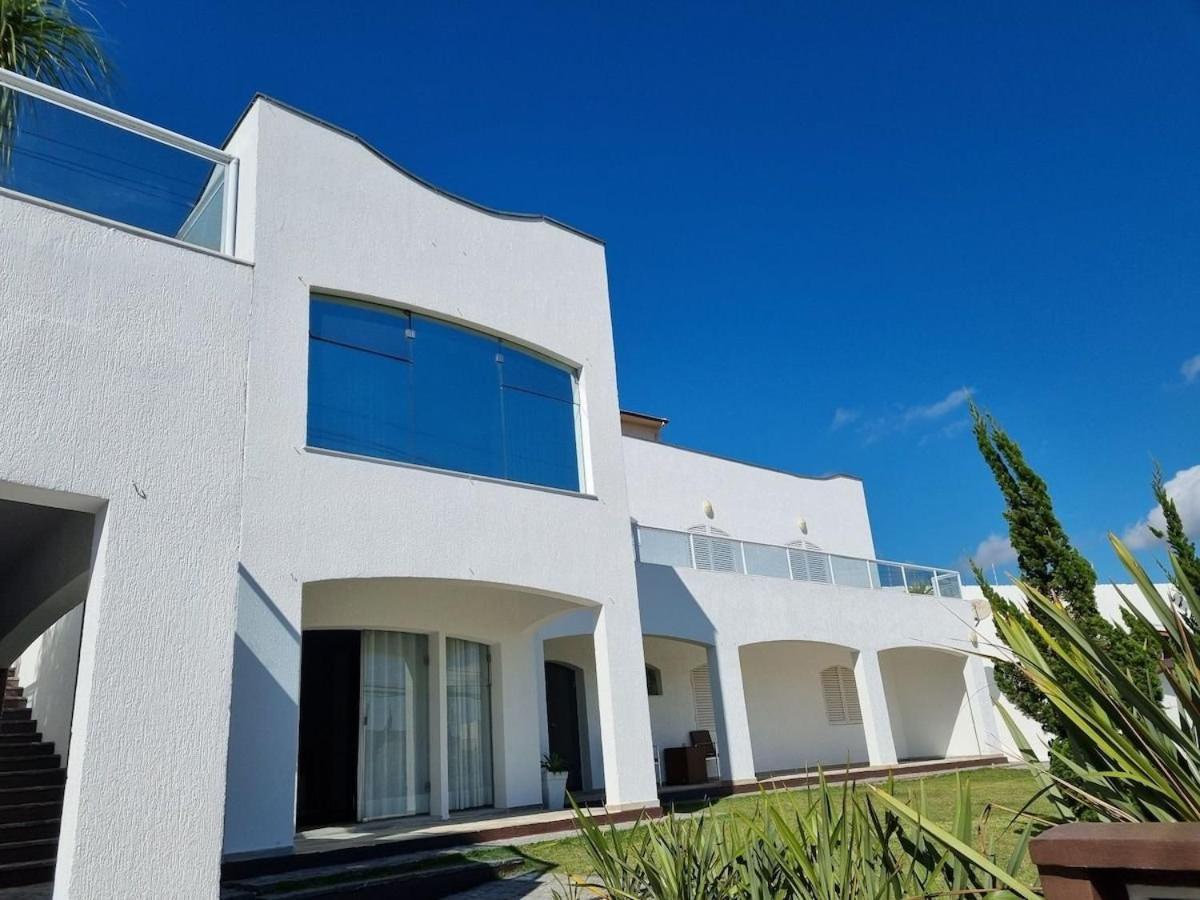 Mansao Casa Blanca Em C/ 5 Vagas Garagem Holiday home *